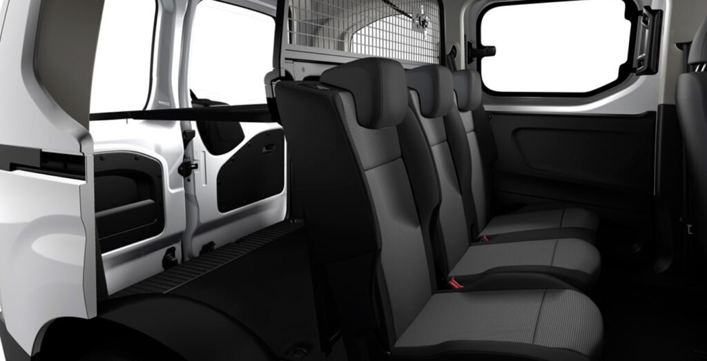 Citroen-Berlingo-Talla-M-BlueHDi-100-SS-YOU-interior-perfil
