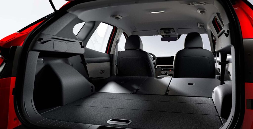 Hyundai-Tucson-FL-1.6T-160CV-Klass-interior-trasera