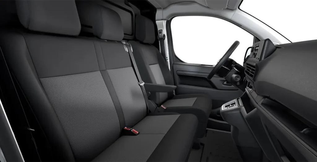 CITROEN-E-Jumpy-Furgon-Talla-M-75kWh-interior-delantera-II