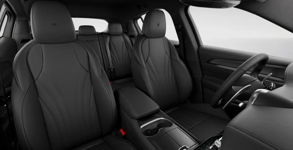 MASERATI-Grecale-Modena-330-QS-interior-delantera-II