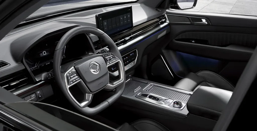 SSANGYONG-Rexton-D22-DTR-Pro-4x4-Aut.-interior-delantera