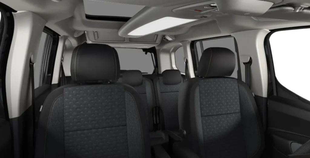 Peugeot-Rifter-5P-Rifter-GT-BlueHDi-130-EAT8-Standard-interior-delantera-II.webp