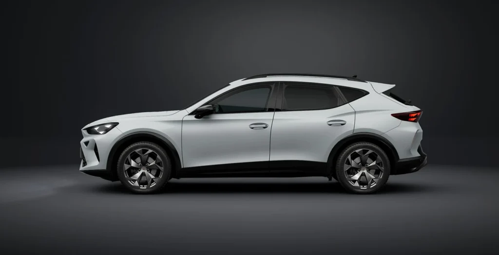Cupra-Formentor-1.5-ETSI-110kW-150CV-DSG-lateral-blanco.webp