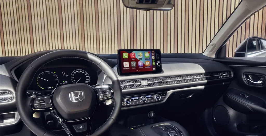 HONDA-ZR-V-2.0-i-MMD-Sport-184CV-interior-delantera